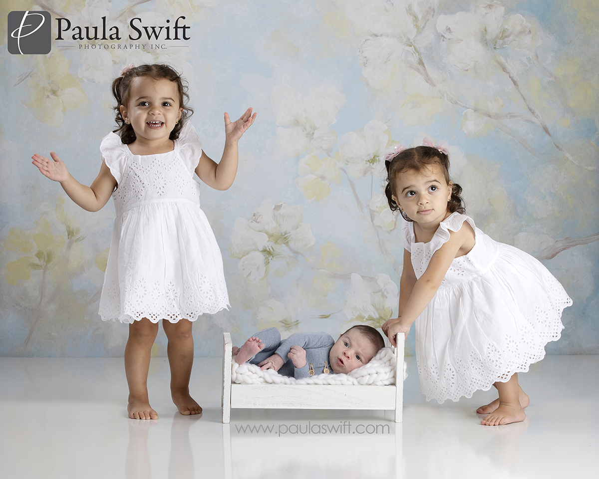 Newborn Twins Photo Session 0002