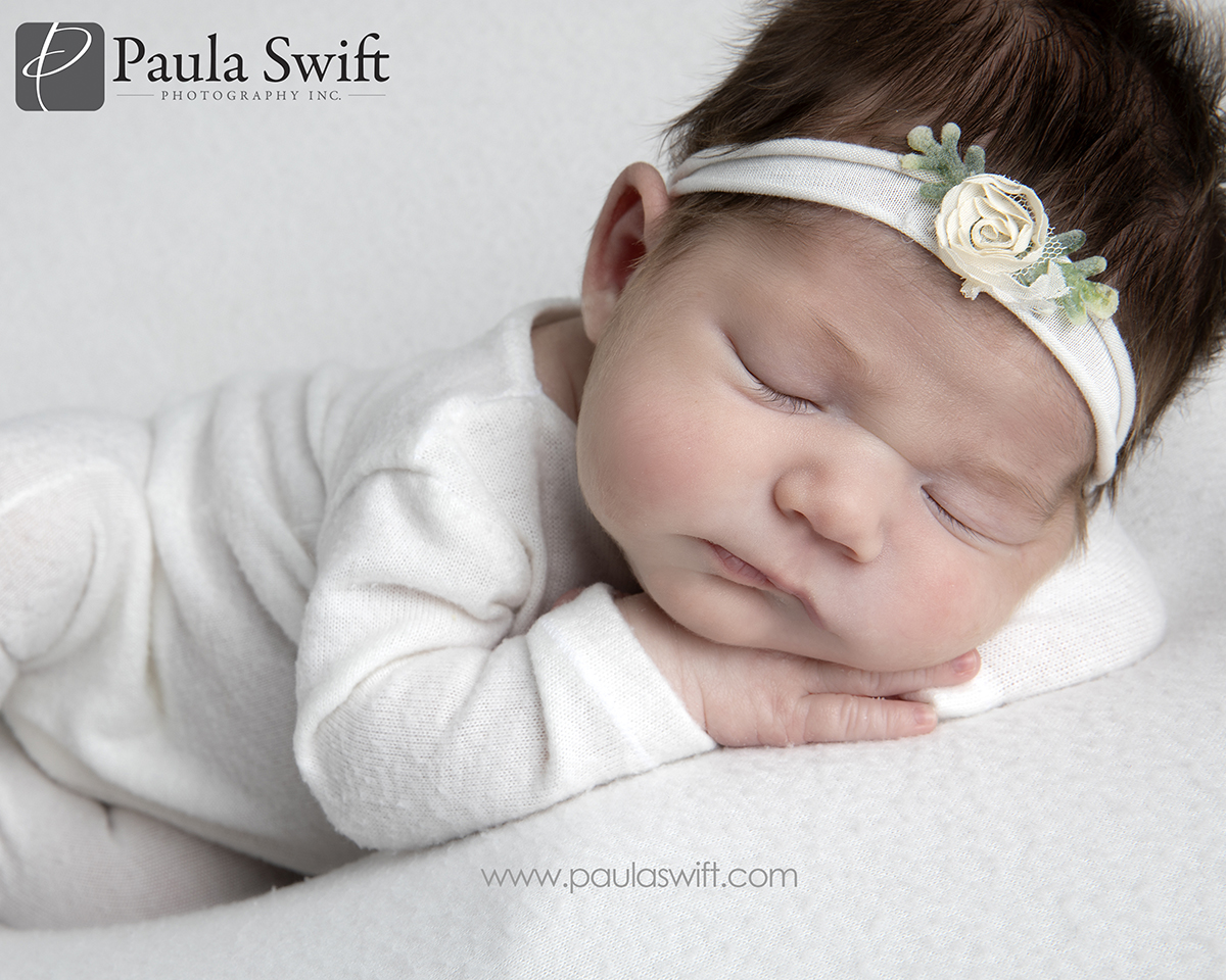 simple newborn Portraits 0010