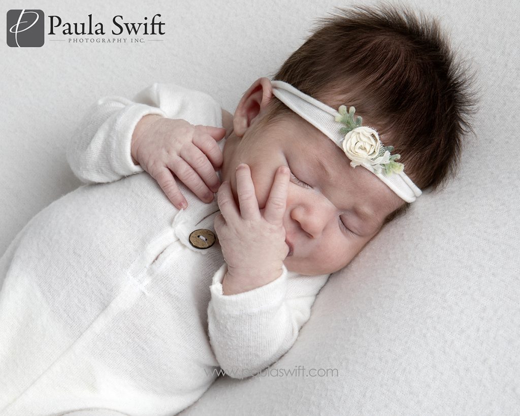 simple newborn Portraits 0015