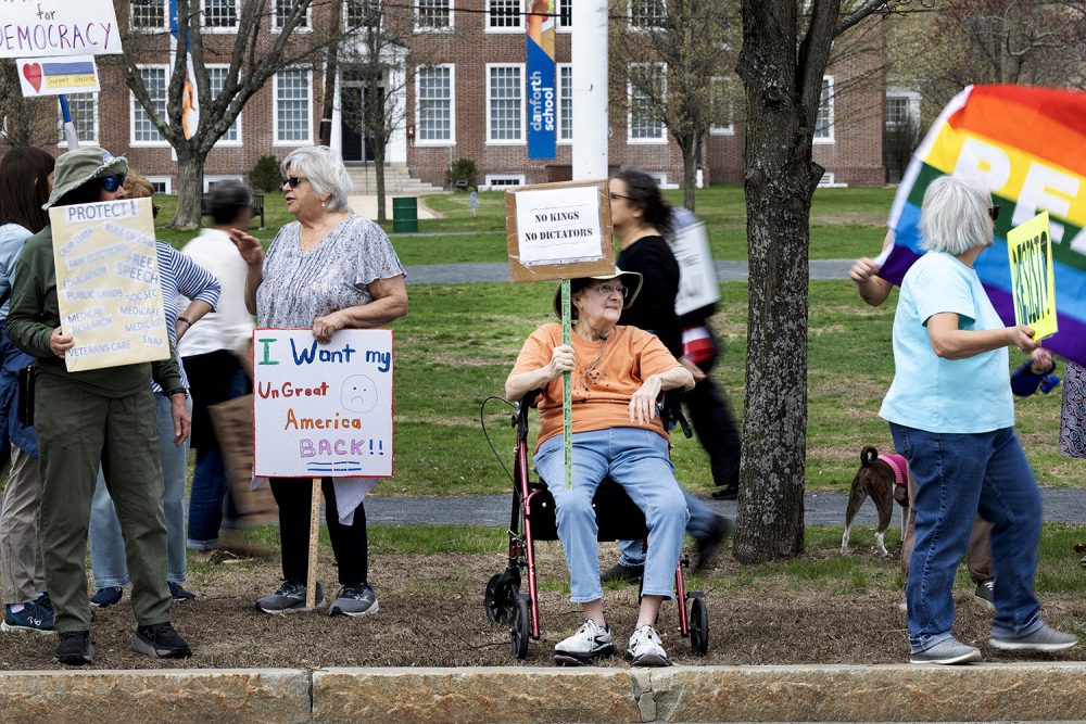 no more kings rally 0425 04