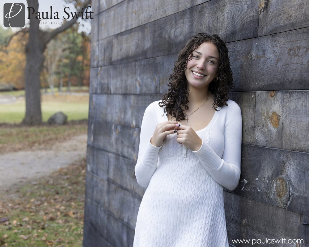 rustic barn senior portraits boston metrowest ma