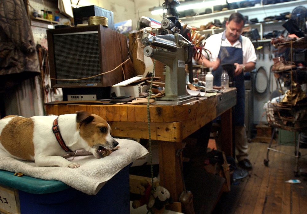 05 28 east SHOE DOG