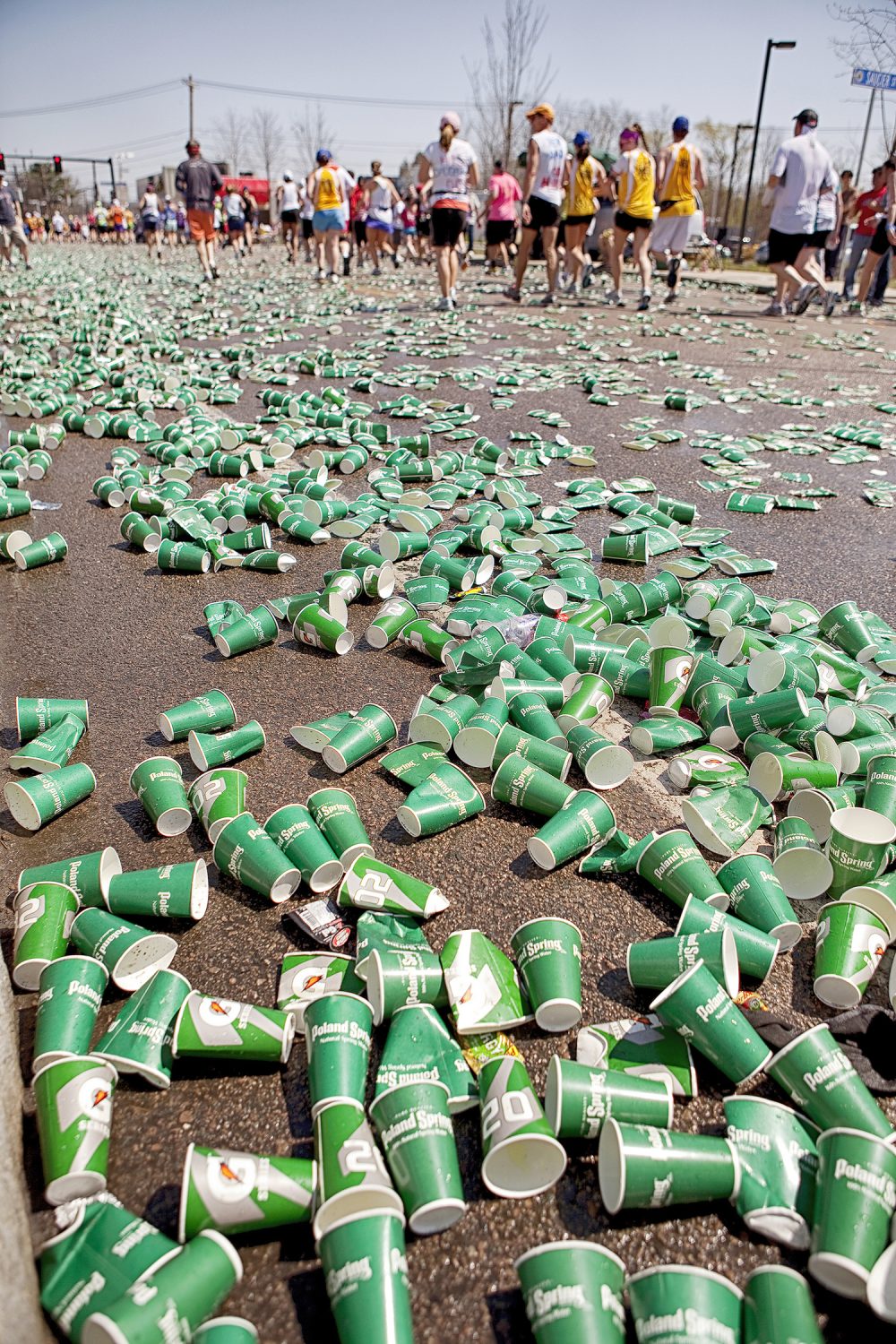 09 marathon water cups street runners background